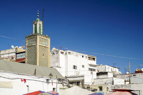 Souk-Markt-Moschee in der historischen weißen Medina im Zentrum von Casablanca - CAVF87112