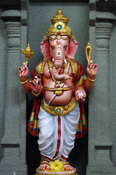 Ganesha (Ganapati), der elefantenköpfige Hindu-Gott, Sri Mahamariamman Hindu-Tempel, Kuala Lumpur, Malaysia, Südostasien, Asien - RHPLF16081