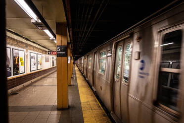 New York subway, New York, Vereinigte Staaten von Amerika, Nordamerika - RHPLF16239