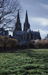 Deutschland, Nordrhein-Westfalen, Köln, Kölner Dom im Herbst - DASF00087