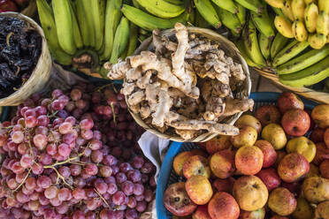 Overhead view of fruit and ginger at market. - CAVF87205