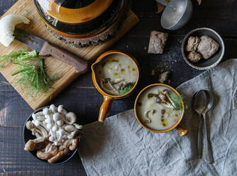 Served in bowls tasty mushroom cream - ADSF02349