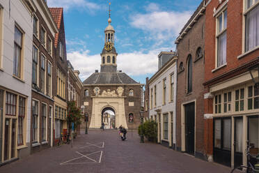 Niederlande, Südholland, Leiden, Stadttor Zijlpoort - TAMF02568