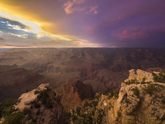 USA, Arizona, Grand Canyon bei Sonnenuntergang - TOVF00210