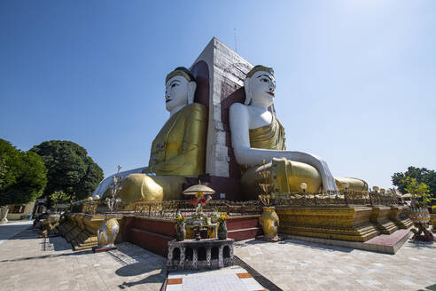 Viersitziger Buddha, Kyaikpun Buddha, Bago, Myanmar - RUNF03889