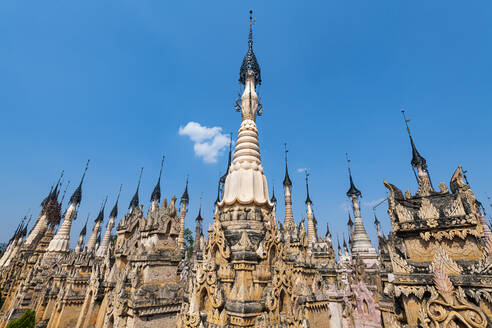 Myanmar, Shan-Staat, Kakku, Kakkus Pagode mit ihren 2500 Stupas - RUNF03906