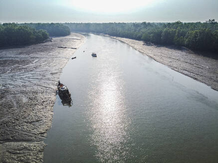 Myanmar, Mergui oder Myeik Archipel, Wasserkanal und Mangroven, Luftaufnahme - RUNF03959