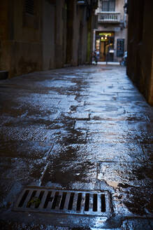 Empty road with stone covering - ADSF05130