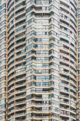 Außenaufnahme eines Mehrfamilienhauses mit unendlich vielen Wohnungen, Chongqing, China - ADSF06149