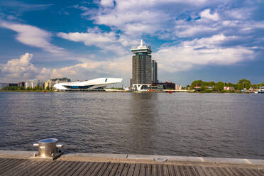 Niederlande, Nordholland, Amsterdam, EYE Film Institute Netherlands und ADAM Tower - TAMF02633