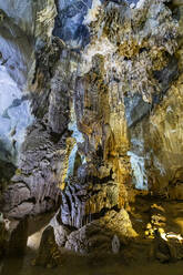 Vietnam, Provinz Quang Binh, Felsformationen in der Phong Nha Höhle - RUNF04022