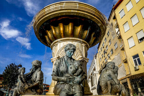 Mütterbrunnen, Skopje, Republik Mazedonien, Europa - RHPLF16318