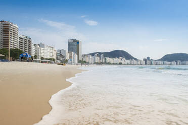 Copacabana Beach, Rio de Janeiro, Brasilien, Südamerika - RHPLF16348