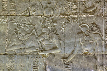 Basreliefs, Heiligtum des Horus, Horus-Tempel, Edfu, Ägypten, Nordafrika, Afrika - RHPLF16526