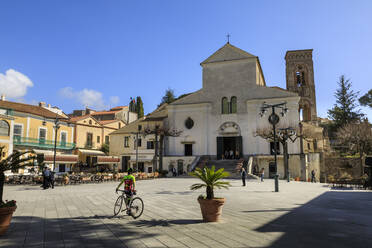 Domplatz im Frühling, mit Kathedrale, Ravello, Amalfiküste, UNESCO-Weltkulturerbe, Kampanien, Italien, Europa - RHPLF16603