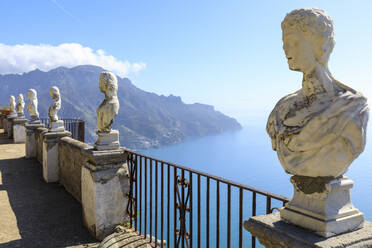 Terrasse der Unendlichkeit, Gärten der Villa Cimbrone, Klippen von Ravello, Amalfiküste, UNESCO-Weltkulturerbe, Kampanien, Italien, Europa - RHPLF16605