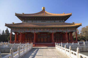 Halle des Imperial College im Konfuzius-Tempel, Peking, China, Asien - RHPLF16979