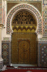 Innenraum der Zawiya von Moulay Idriss II, Alte Medina (Fes el-Bali), UNESCO-Weltkulturerbe, Fez, Marokko, Nordafrika, Afrika - RHPLF16993