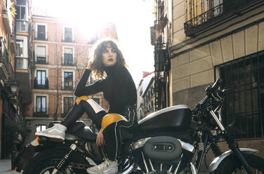 Young woman in custom motorbike - ADSF07399