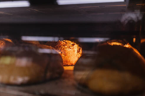 Close-up of baked bread in oven - MRRF00187