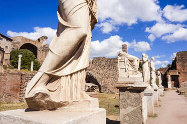Statues at House of the Vestal Virgins, Roman Forum, UNESCO World Heritage Site, Rome, Lazio, Italy, Europe - RHPLF17218