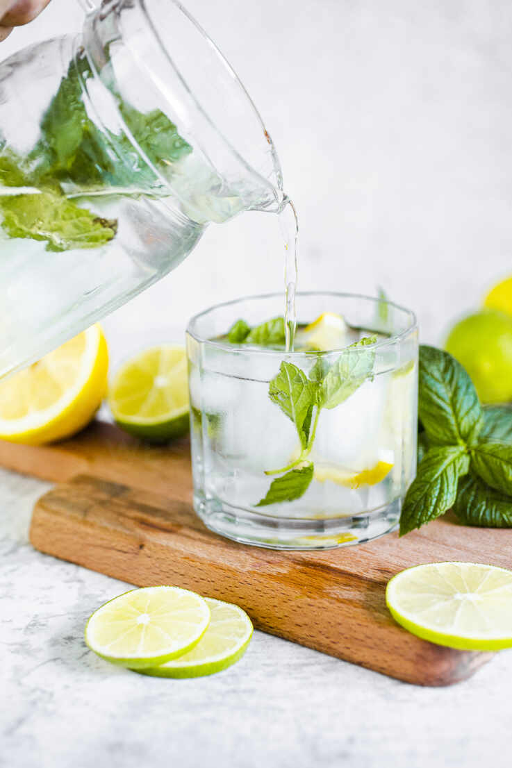 How To: Mint Infused Ice Cubes