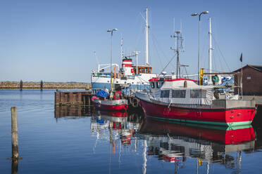 Denmark, Region of Southern Denmark, Marstal, Fishing boats moored in marina - KEBF01569