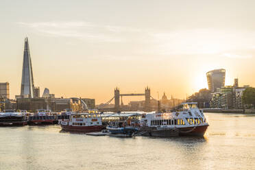 Stadtbild, Shard, Tower Bridge und Themse, London, England, Vereinigtes Königreich, Europa - RHPLF17324