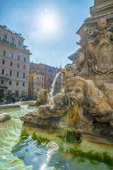 Piazza della Rotunda, Fontana del Pantheon, Pigna, Rom, Latium, Italien, Europa - RHPLF17451