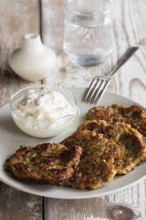 Rye and turnip pancakes with sour cream-yogurt dipping sauce - EVGF03664