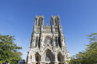 Frankreich, Marne, Reims, Fassade der Kathedrale von Reims - GWF06734