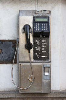 Altmodische Telefonzelle - WWF05413