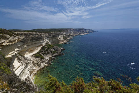 France, Corse-du-Sud, Bonifacio, Scenic view of coastal chalk cliffs stock photo