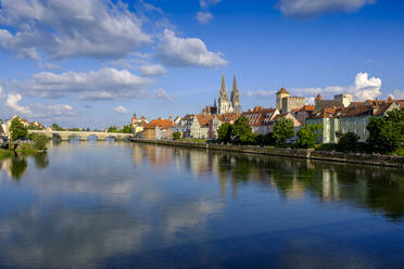 Germany, Bavaria, Adelsdorf, Regensburg, Danube river and riverside old town houses - LBF03219