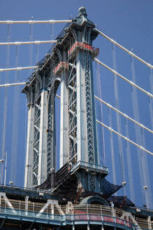 Manhattan Bridge Detail in der Sonne - CAVF89046