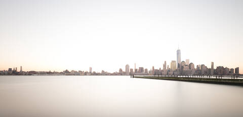 USA, New York, New York City, USA, Lower Manhattan skyline at sunrise stock photo