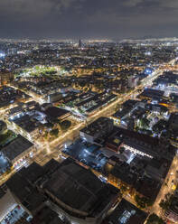 Beleuchtete Luftaufnahme Mexiko-Stadt bei Nacht, Mexiko - FSIF05145