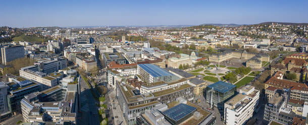 Sonniges Stadtbild aus der Luft, Stuttgart, Baden Württemberg, Deutschland - FSIF05149