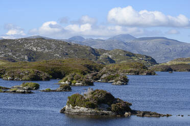 UK, Scotland, Coastline of Isle of Harris - ELF02238