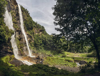 Acquafraggia-Wasserfälle im Valchiavenna-Tal, Italien - MAMF01336