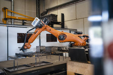 Industrial robots welding in industry - DIGF12928