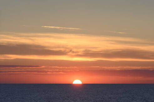 Nordsee bei stimmungsvollem Sonnenuntergang - ELF02284