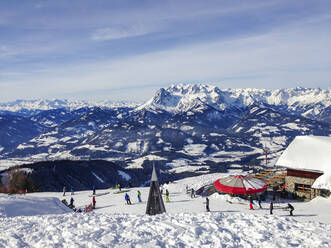 Skiers at Bergbahnen Werfenweng ski resort in Tennen Mountains, Austria - WWF05483