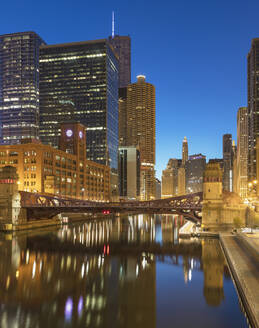 Marshall-Suloway-Brücke in der Morgendämmerung, Chicago, USA - AHF00172