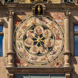Germany, Baden-Wurttemberg, Heilbronn, Ornate astronomical clock of historical town hall - WDF06352