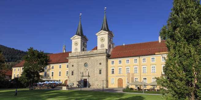 Germany, Bavaria, Tegernsee, Facade of Tegernsee Castle - WIF04351