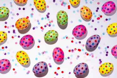 Confetti and colorful spotted Easter eggs - GEMF04404