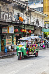 Yaowarat Road in Chinatown, Bangkok, Thailand, Südostasien, Asien - RHPLF18176