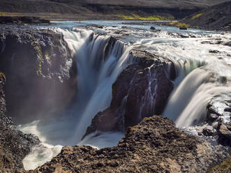 Langzeitbelichtung des Sigoldufoss-Wasserfalls - LAF02546