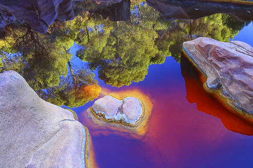 Red waters of the Rio Tinto, coloured by dissolved minerals, primarily iron - DSGF02316